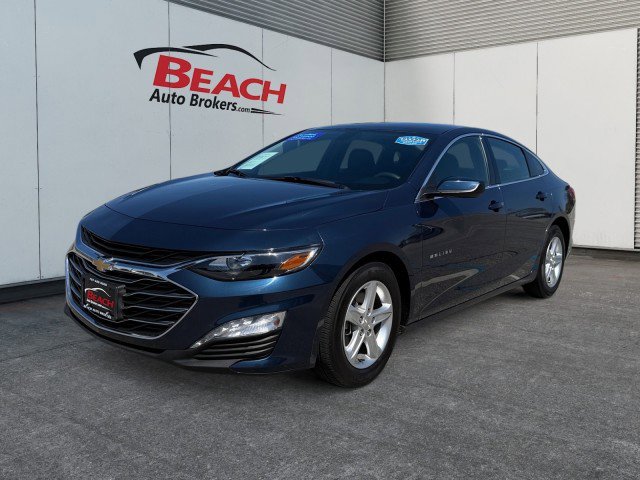 Used 2022 Chevrolet Malibu LT FWD image 1