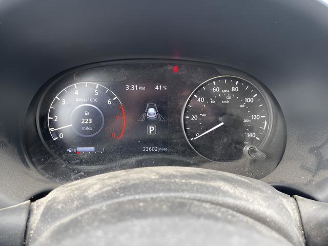 Used 2024 Nissan Kicks SR w/ SR Premium Package FWD image 9