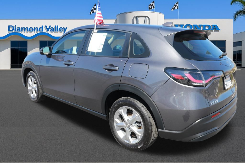 Used 2023 Honda HR-V LX image 4