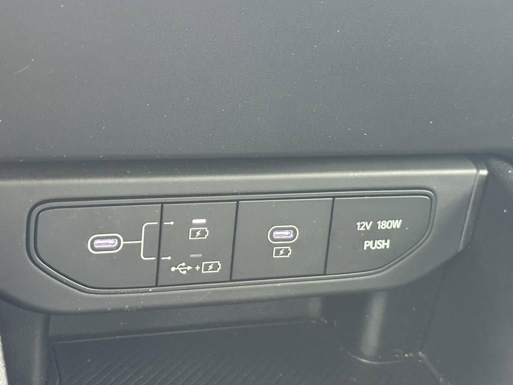 Used 2025 Kia K4 LXS image 13