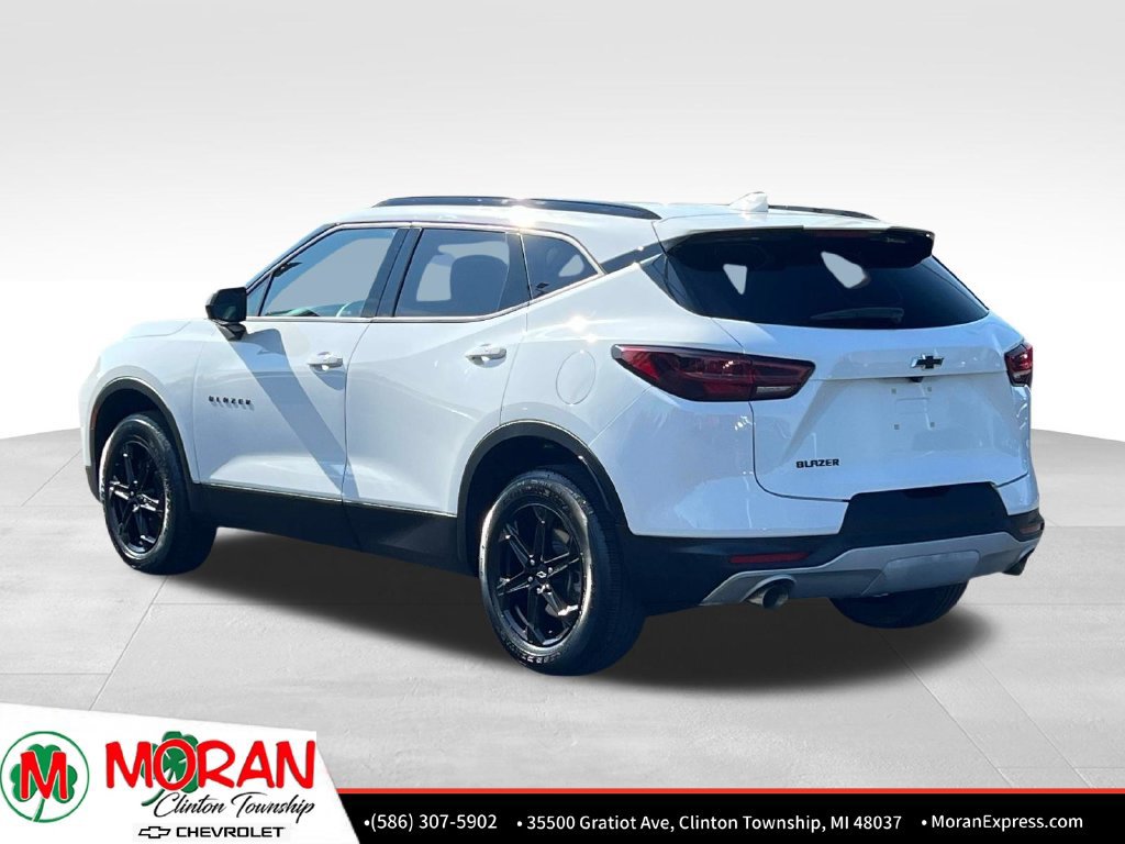 Certified 2024 Chevrolet Blazer LT w/ Convenience Package FWD image 4