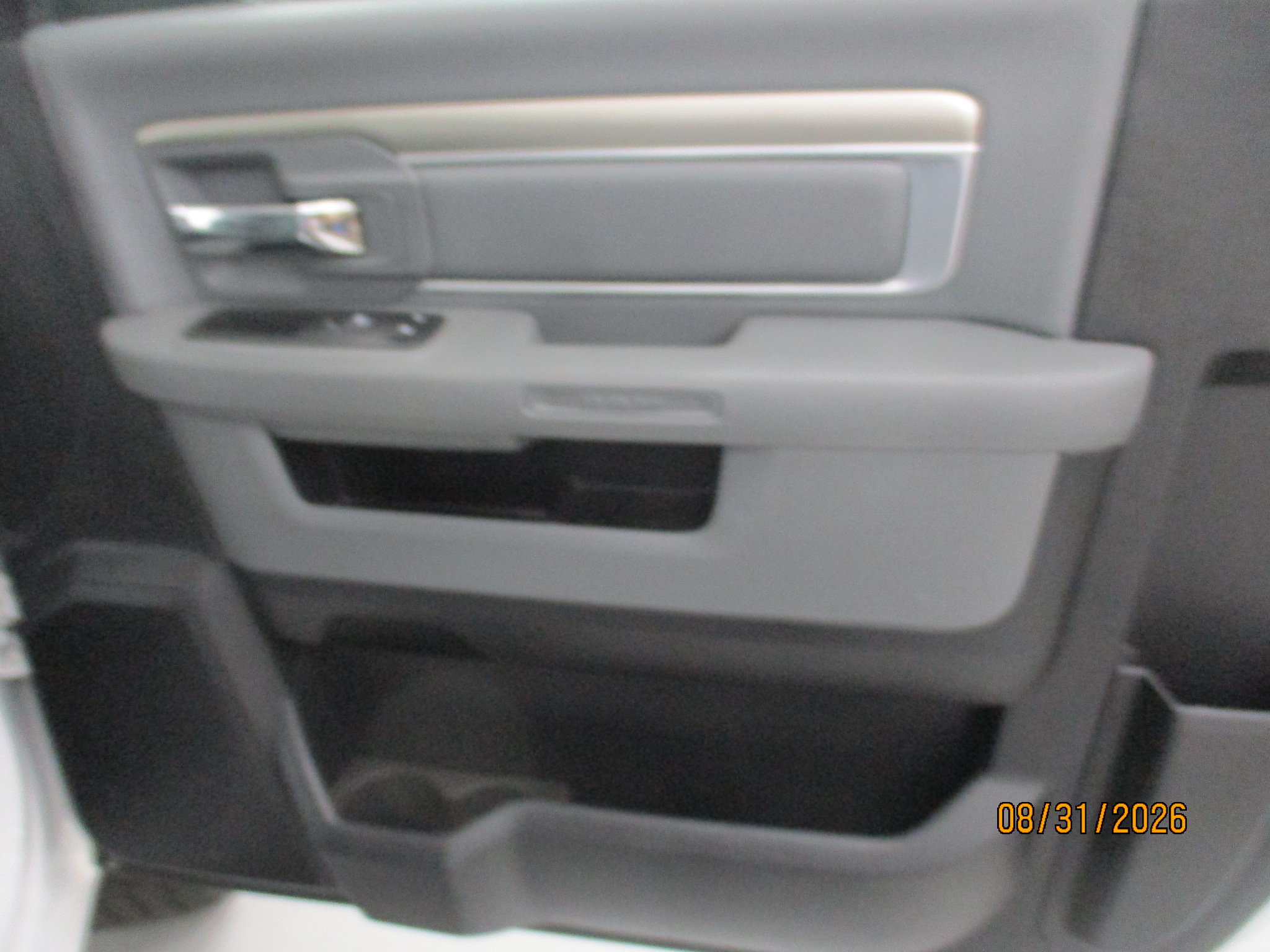Used 2015 RAM 3500 Tradesman w/ Power & Remote Entry Group AWD/4WD image 12