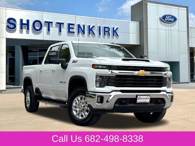 Used 2026 Chevrolet Silverado 2500 LT AWD/4WD image 1