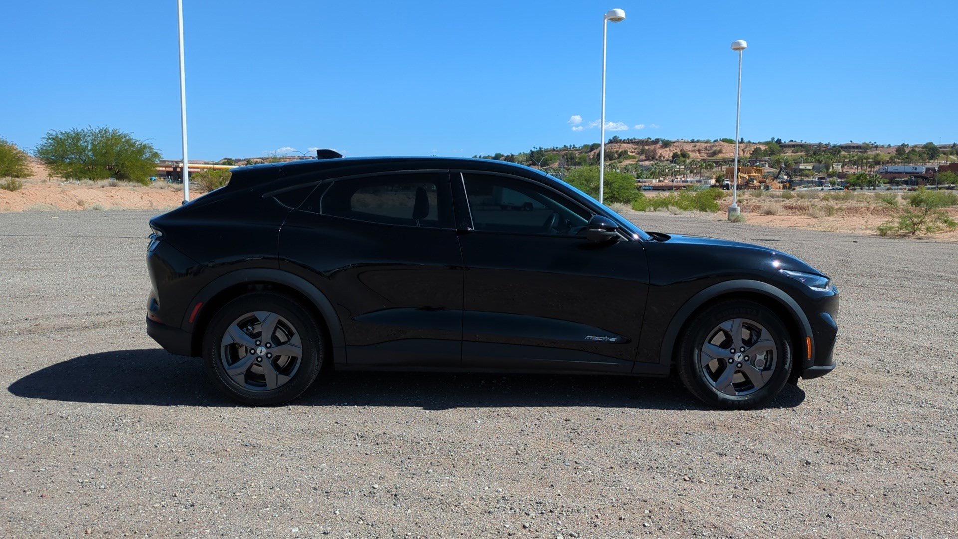 Used 2023 Ford Mustang Mach-E Select RWD image 2