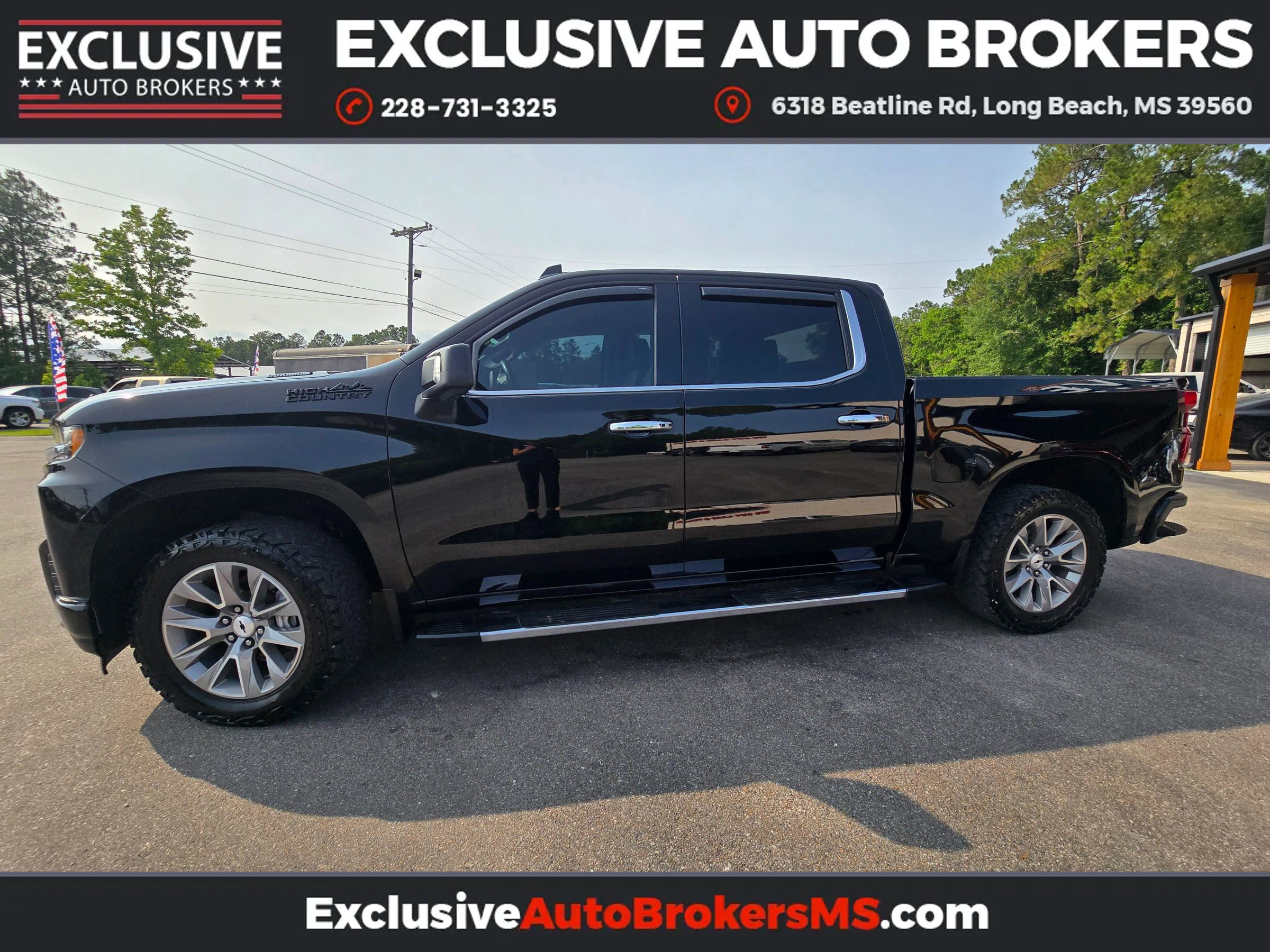 Used 2022 Chevrolet Silverado 1500 High Country w/ Technology Package image 3