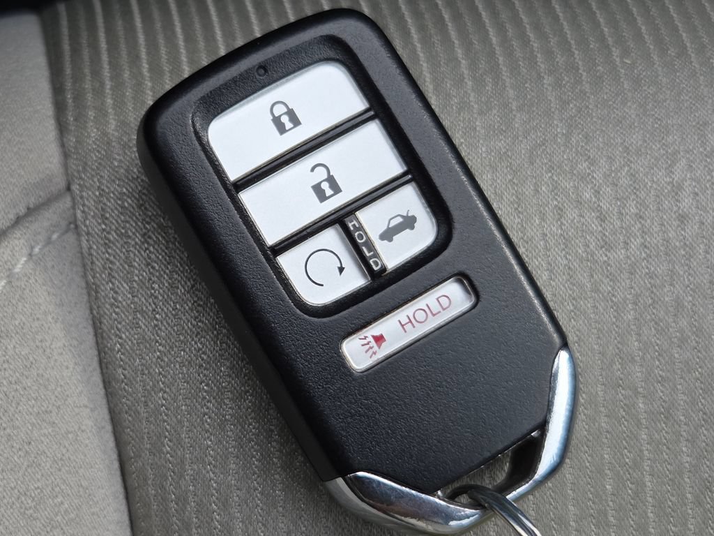 Certified 2018 Honda Accord EX image 38