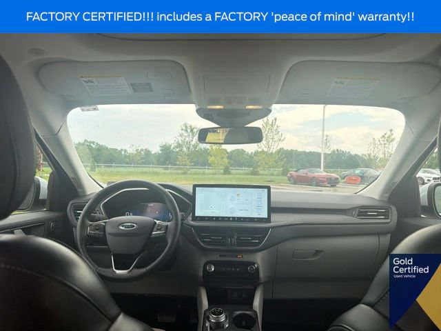 Used 2025 Ford Escape Platinum AWD/4WD image 19
