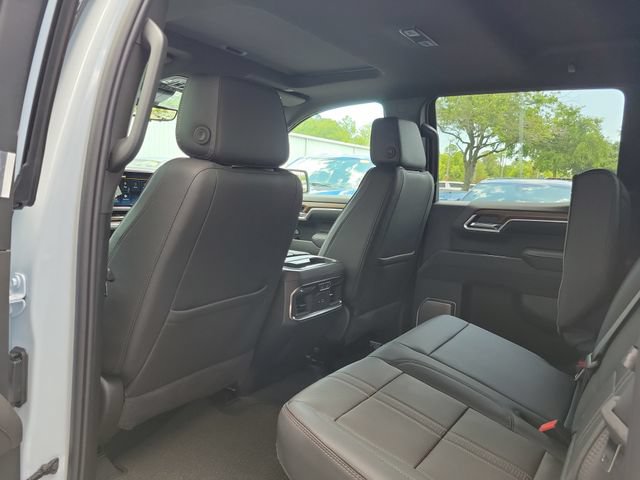 New 2026 Chevrolet Silverado 1500 High Country w/ Technology Package AWD/4WD image 12