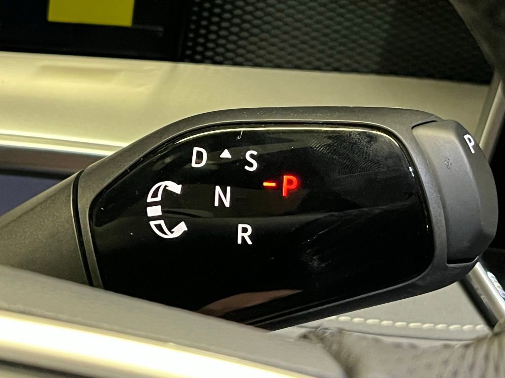 New 2026 Volkswagen Tiguan SE R-Line AWD/4WD image 18