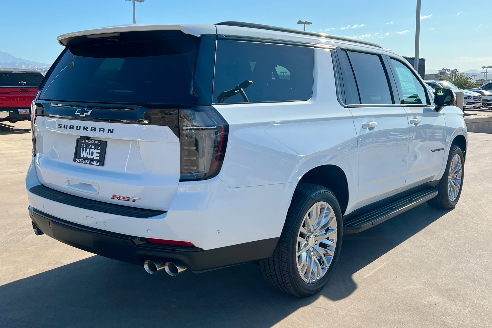 New 2026 Chevrolet Suburban RST w/ Comfort Package AWD/4WD image 6