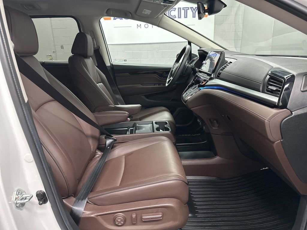 Used 2025 Honda Odyssey Touring image 19