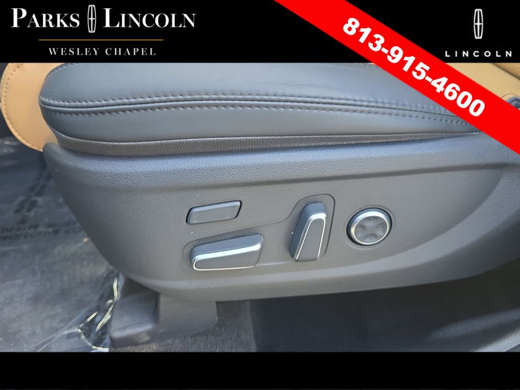Used 2023 Hyundai Santa Fe Calligraphy AWD/4WD image 19