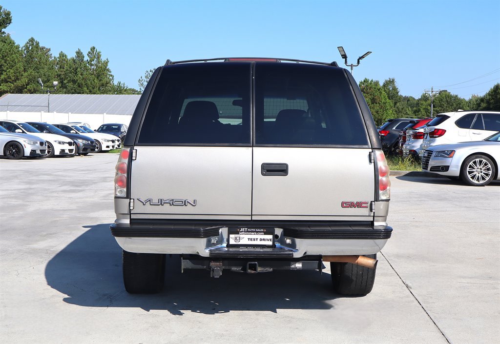 Used 1999 GMC Yukon 4WD 4-Door w/ Marketing Opt Pkg 5 image 6
