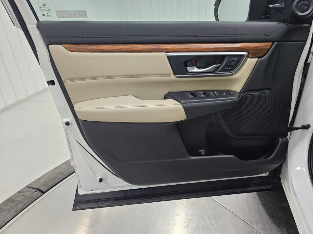 Used 2021 Honda CR-V Touring image 28