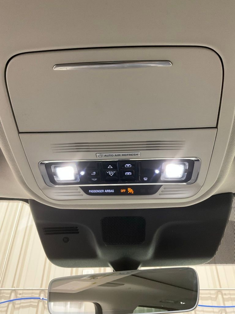 Used 2025 Lincoln Navigator Reserve image 23