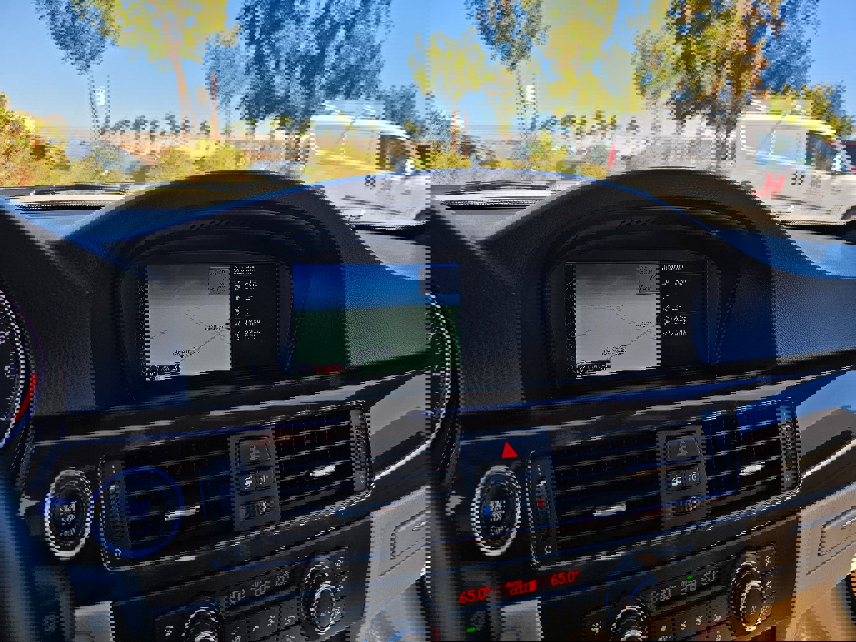 Used 2011 BMW 328i Convertible image 26