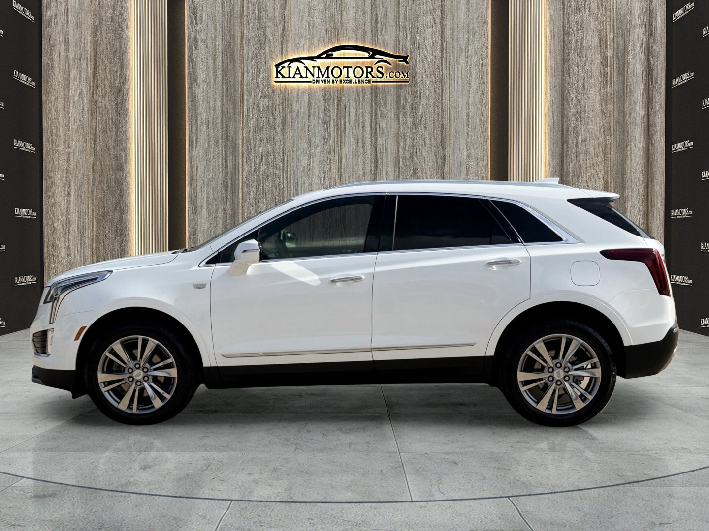 Used 2024 Cadillac XT5 Premium Luxury FWD image 4