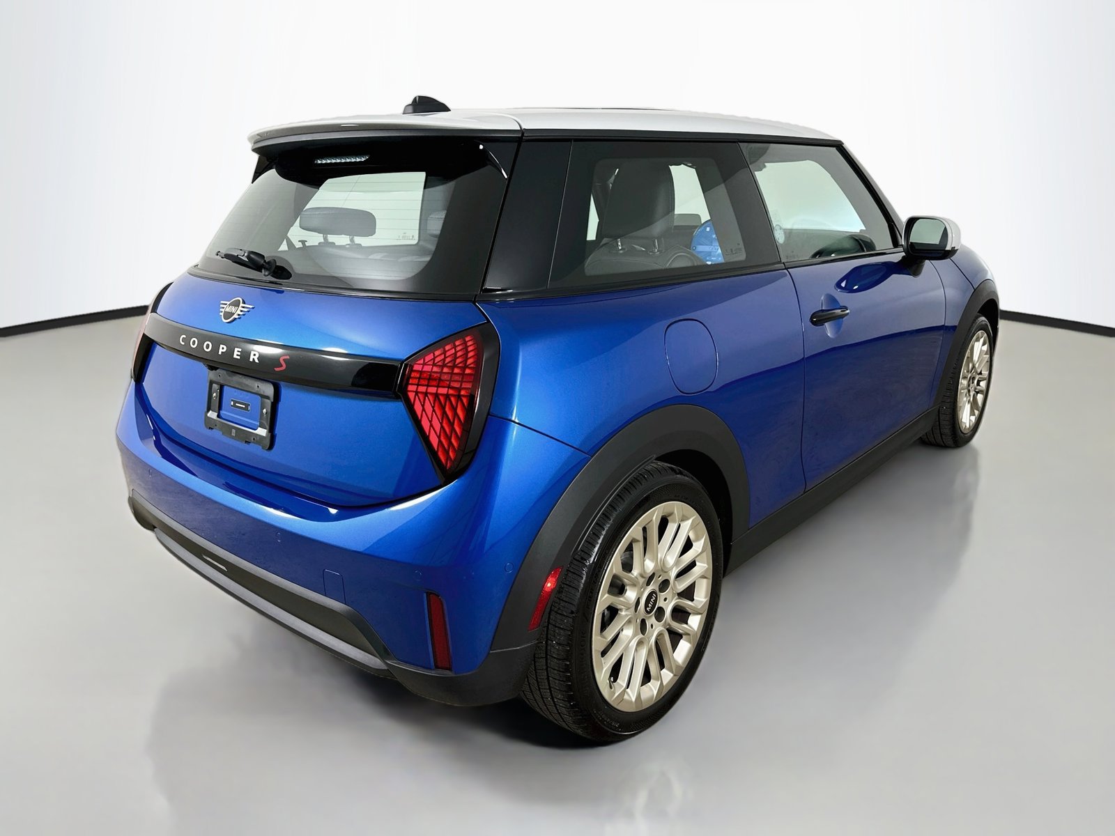 Certified 2026 MINI Cooper S FWD image 5