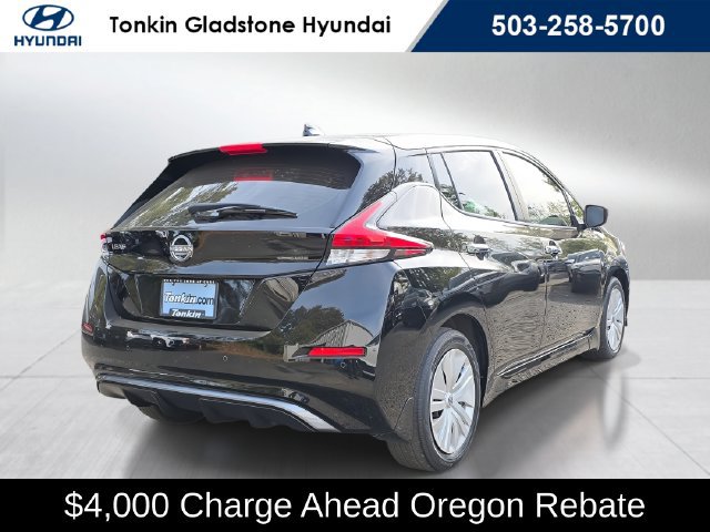 Used 2025 Nissan Leaf S FWD image 3