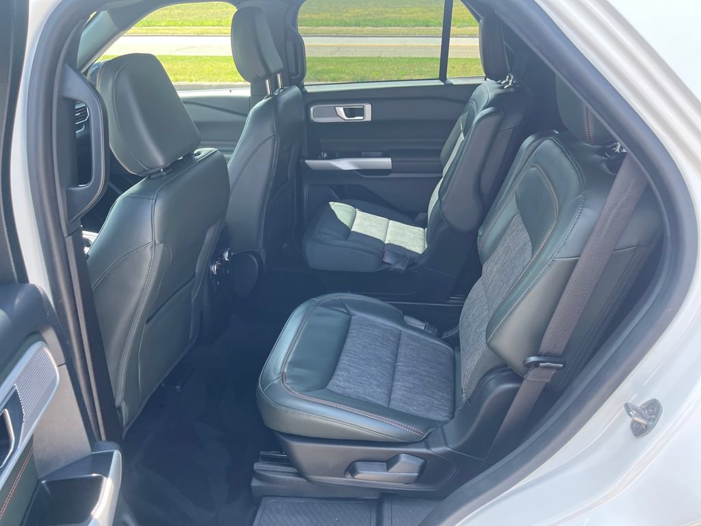 Used 2022 Ford Explorer Timberline w/ Timberline Technology Package AWD/4WD image 12