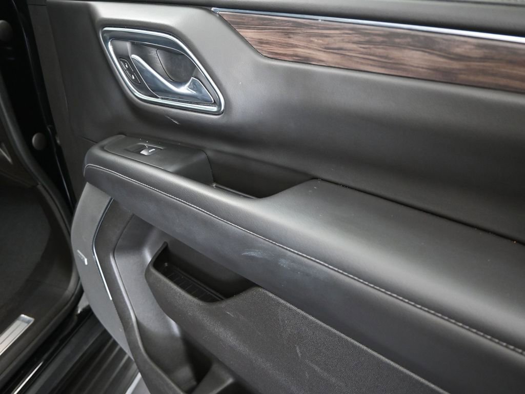 Used 2021 Chevrolet Tahoe LT image 24