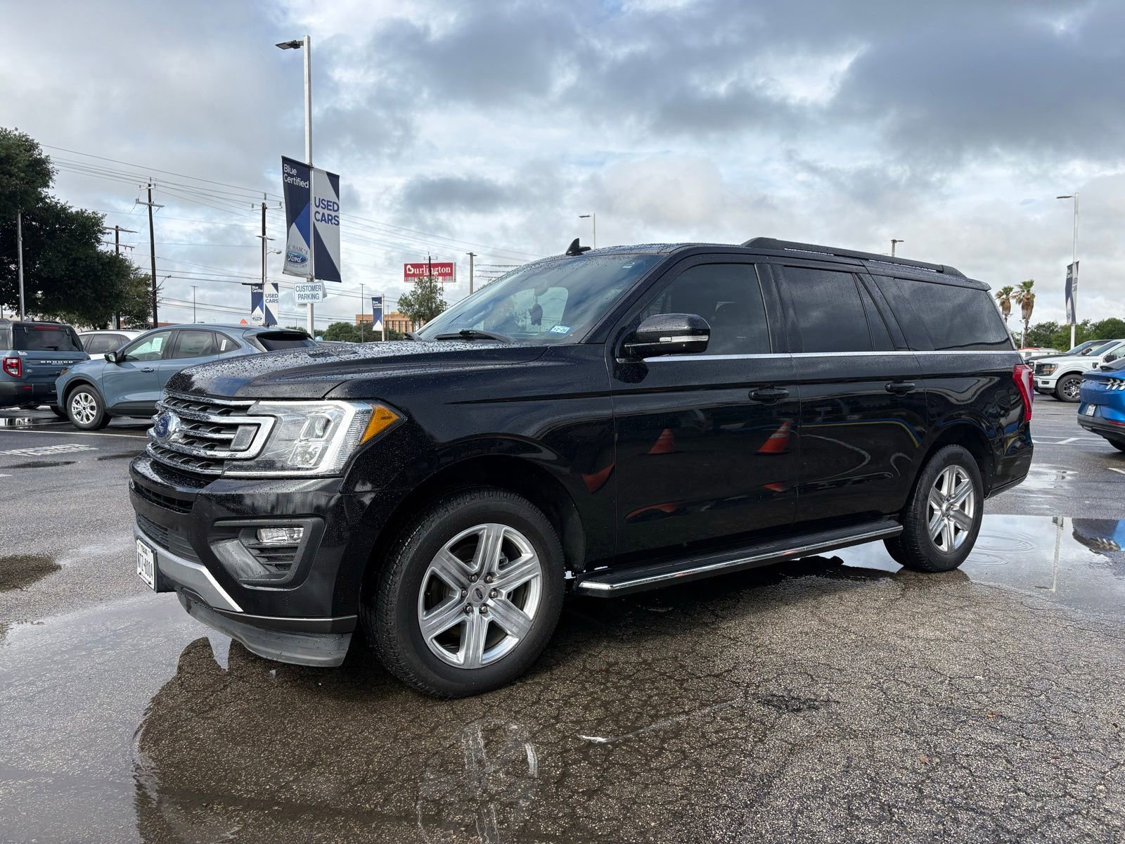 Used 2020 Ford Expedition Max XLT w/ Equipment Group 202A RWD image 7