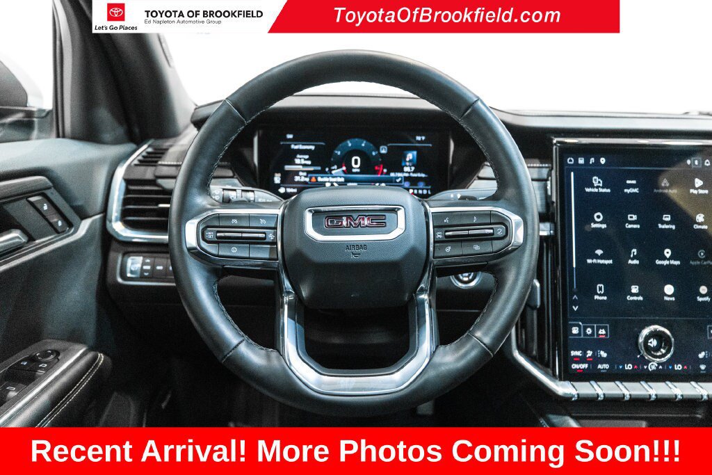 Used 2026 GMC Acadia Elevation w/ Black Edition AWD/4WD image 14