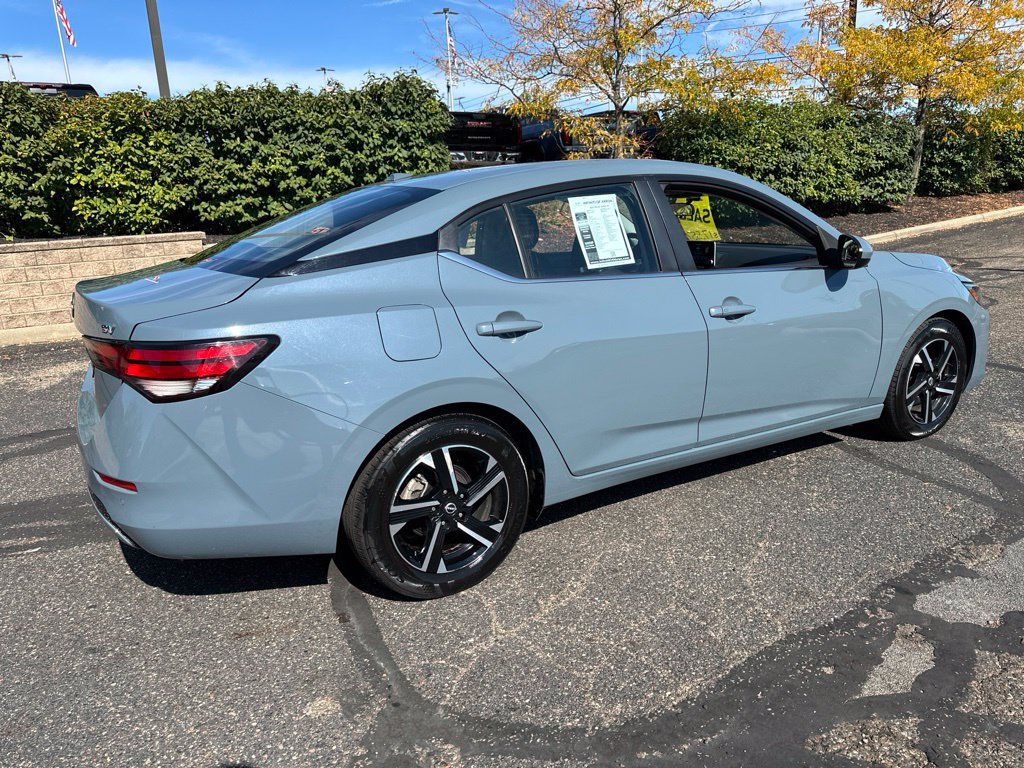 Used 2024 Nissan Sentra SV FWD image 12