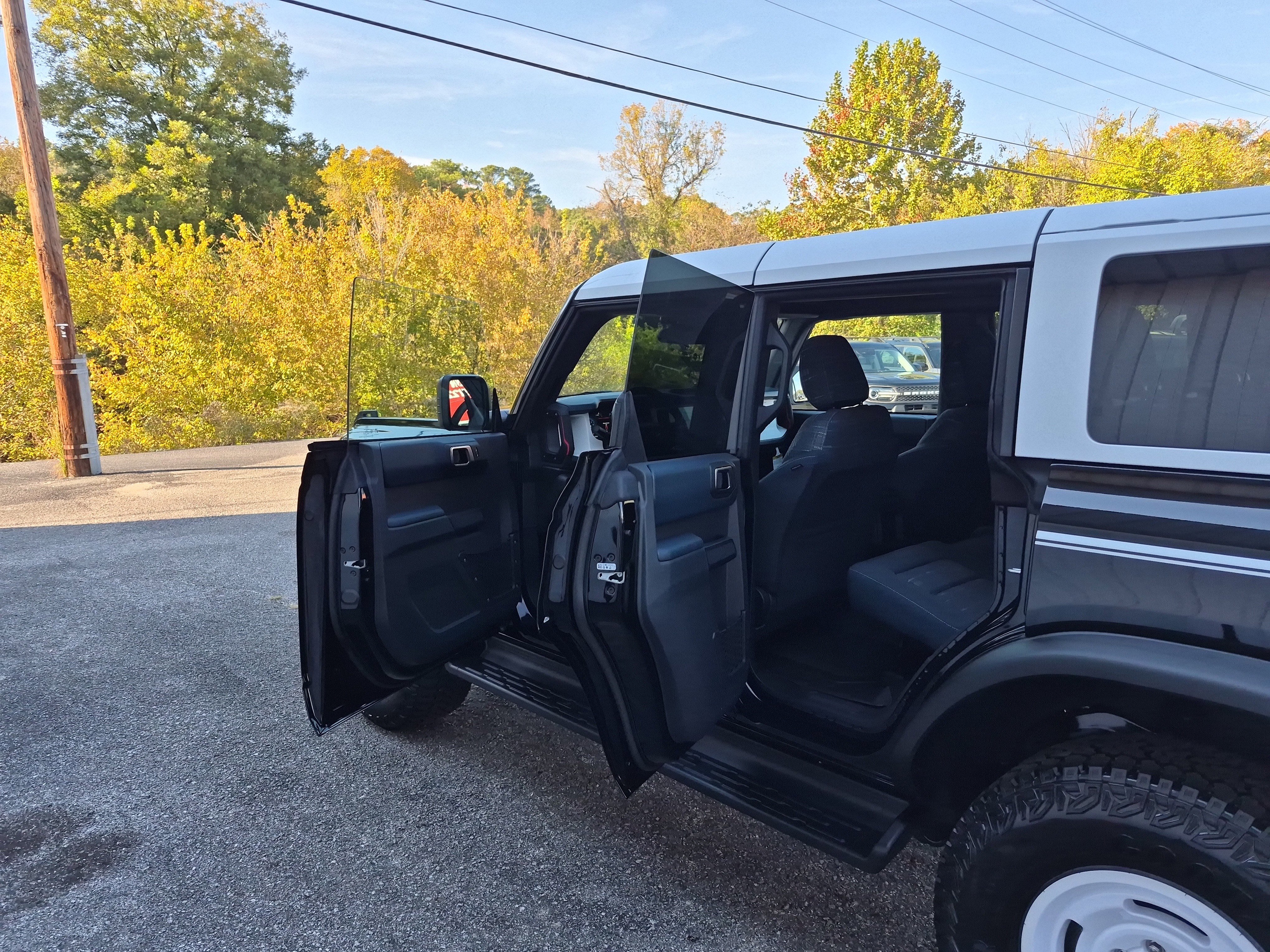 New 2025 Ford Bronco Heritage Edition image 12