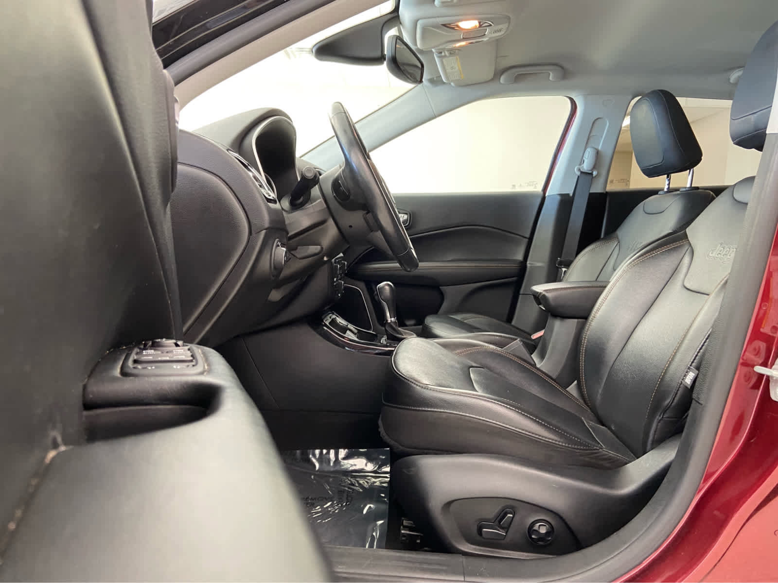 Used 2020 Jeep Compass Limited image 14