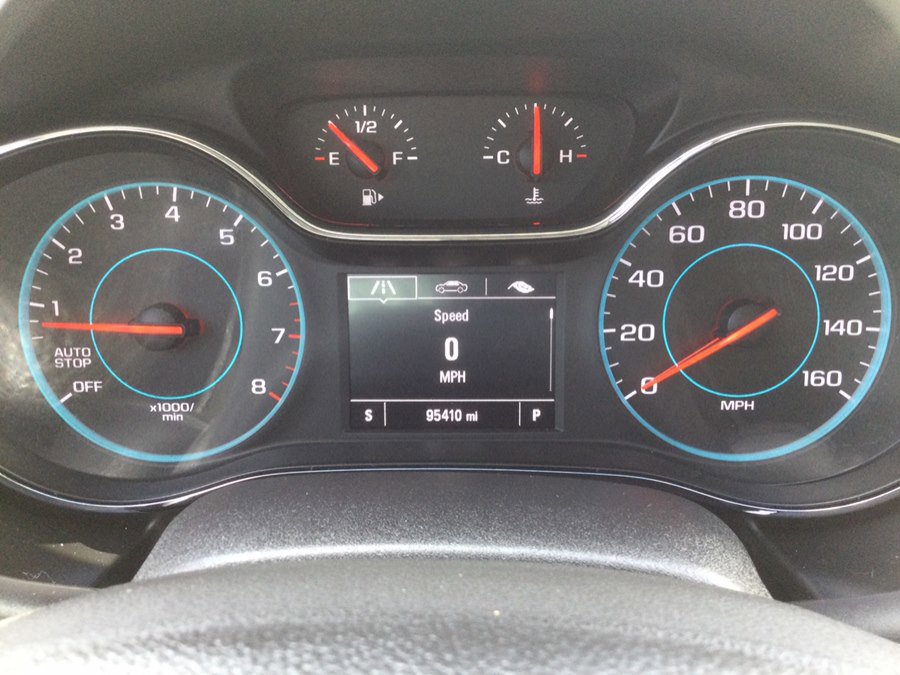 Used 2017 Chevrolet Cruze LS FWD image 23