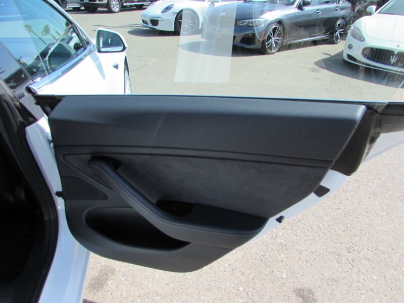 Used 2018 Tesla Model 3 Long Range AWD/4WD image 23