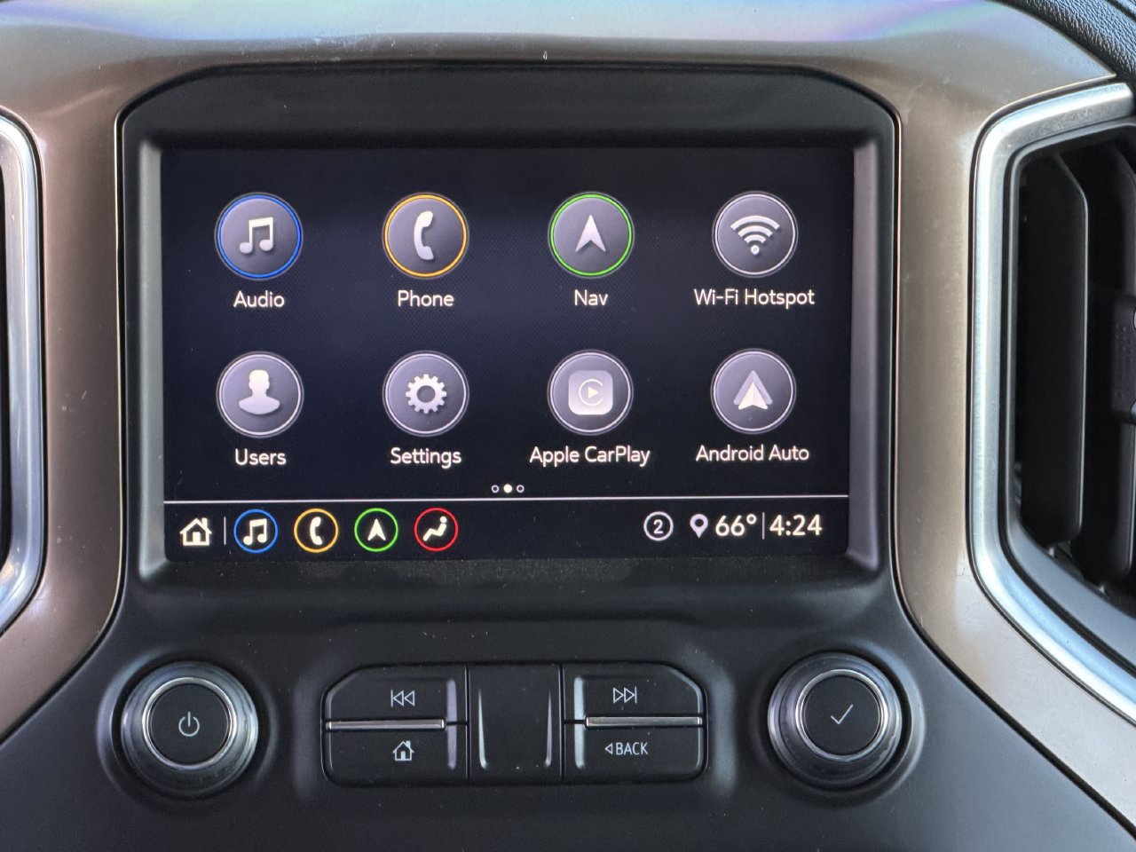 Used 2020 Chevrolet Silverado 1500 High Country w/ Technology Package AWD/4WD image 17