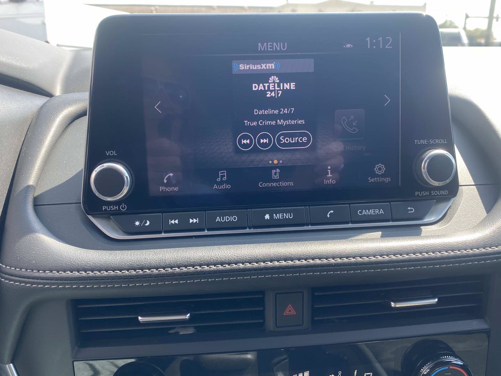 Used 2025 Nissan Rogue SV FWD image 27