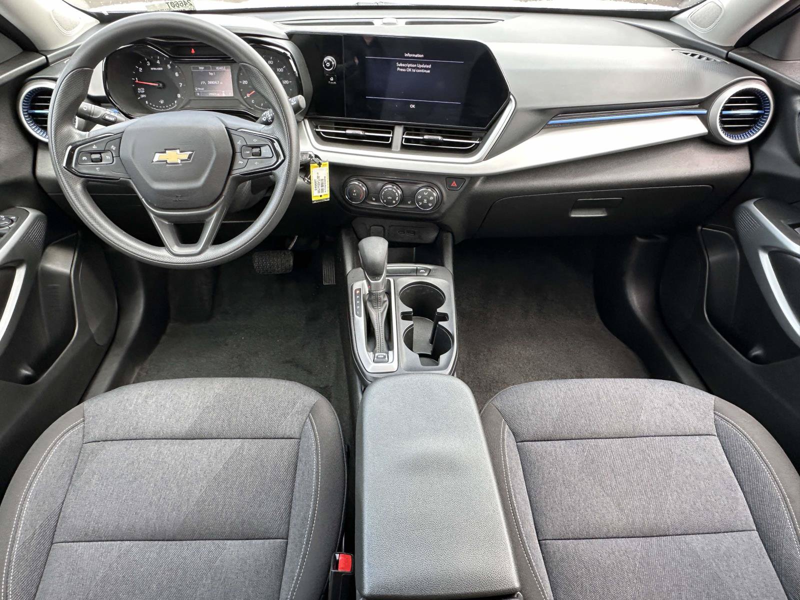 Certified 2024 Chevrolet Trax LS w/ LS Convenience Package FWD image 11
