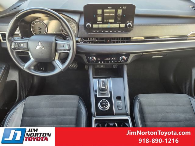 Used 2024 Mitsubishi Outlander SE image 27