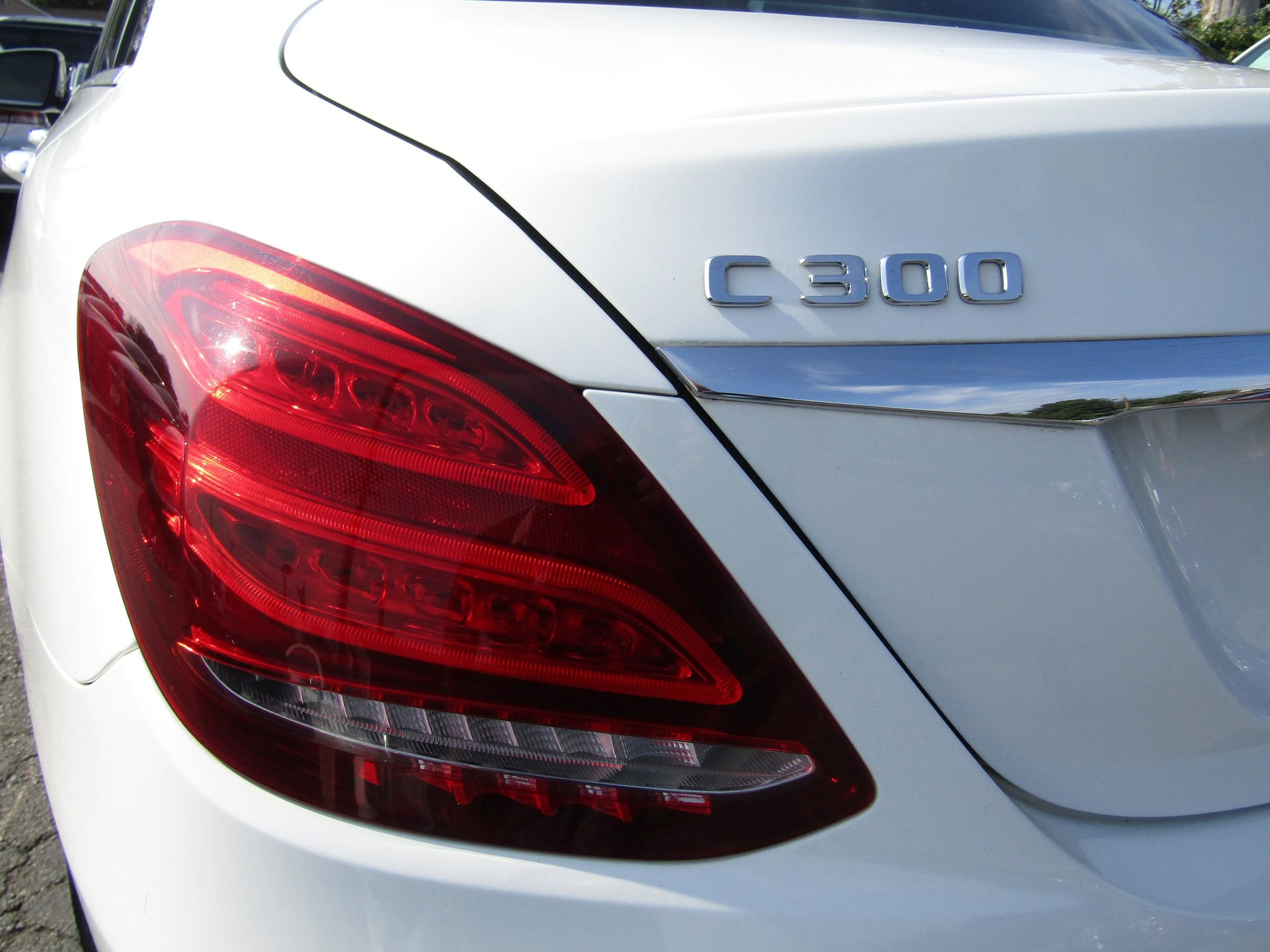 Used 2017 Mercedes-Benz C 300 4MATIC Sedan image 10