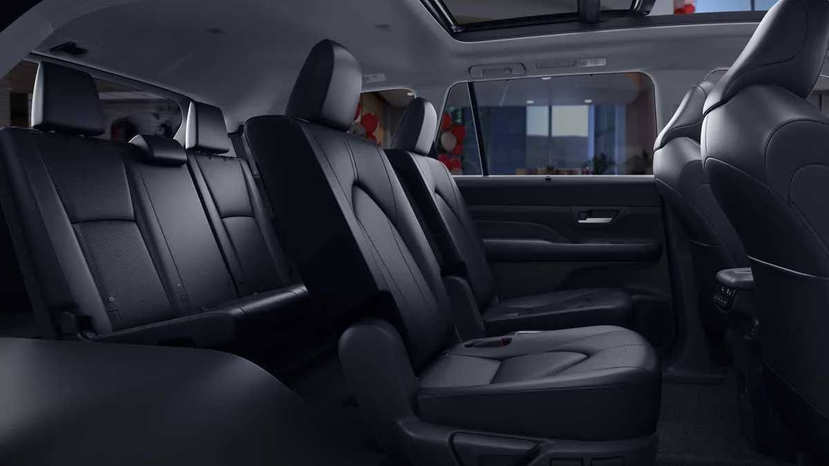 New 2026 Toyota Grand Highlander AWD Hybrid image 19