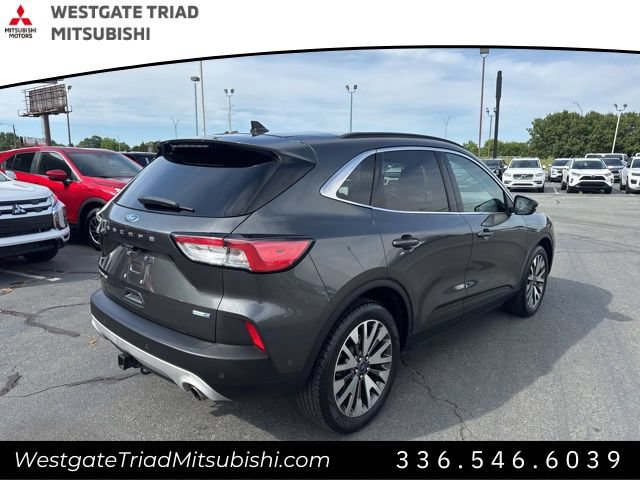 Used 2020 Ford Escape Titanium AWD/4WD image 4