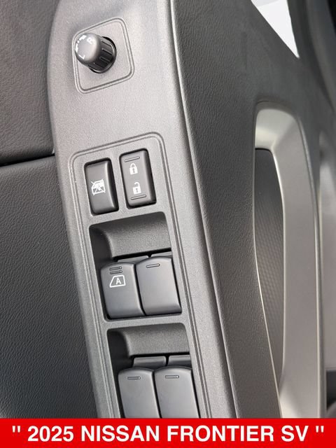 New 2025 Nissan Frontier SV w/ SV Convenience Package AWD/4WD image 12