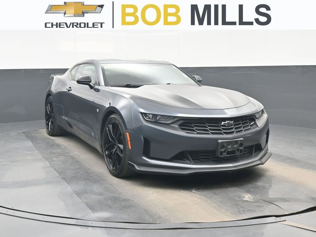 Used 2019 Chevrolet Camaro LT w/ 1LE Track Performance Package RWD video 1