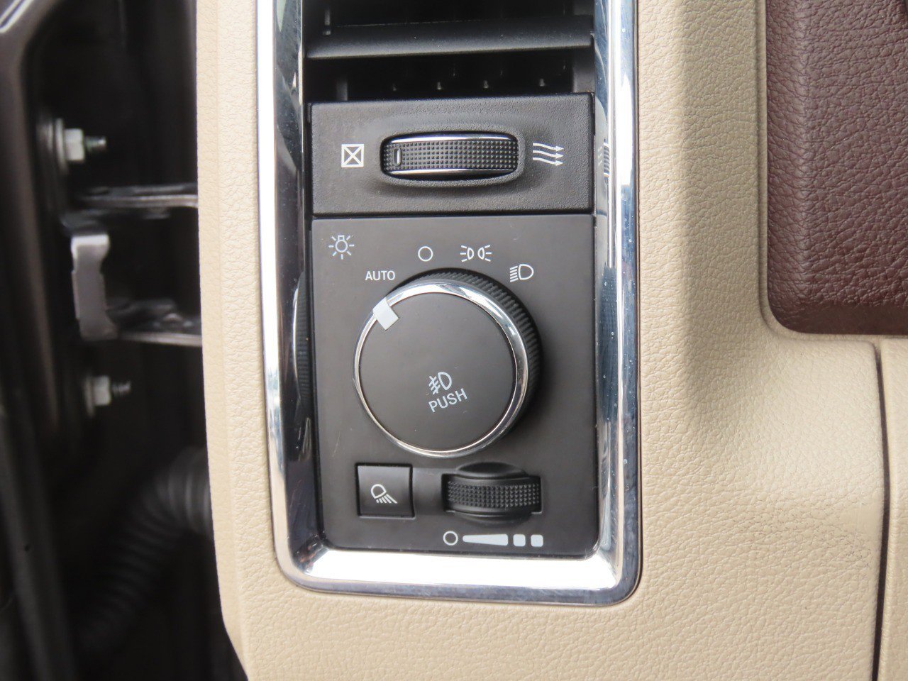 Used 2017 RAM 1500 Laramie Longhorn w/ Protection Group AWD/4WD image 26