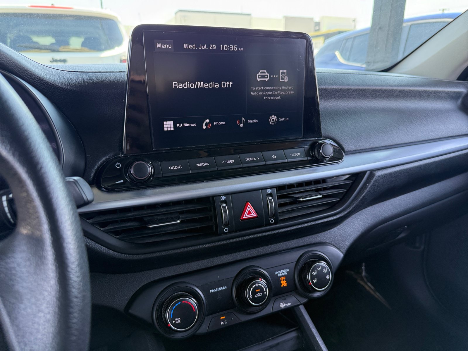 Used 2022 Kia Forte LXS FWD image 16