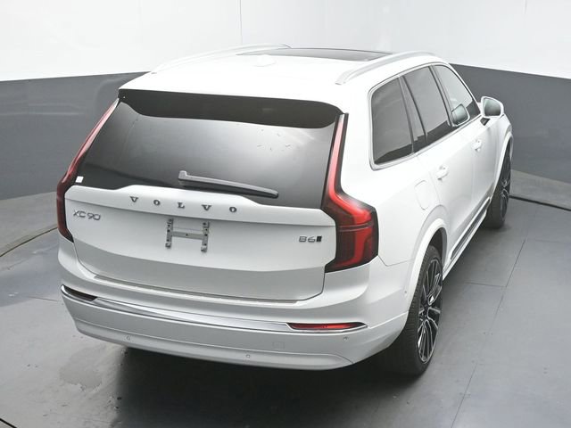 Used 2026 Volvo XC90 B6 Plus w/ Protection Package Premier AWD/4WD image 48