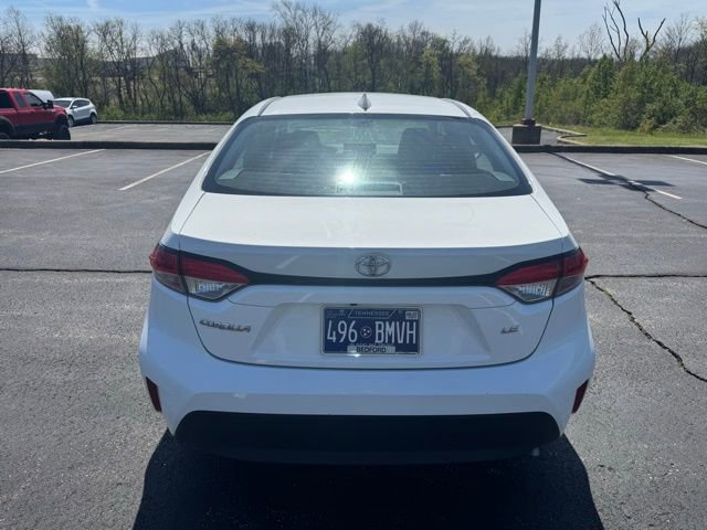 Used 2024 Toyota Corolla LE FWD image 4