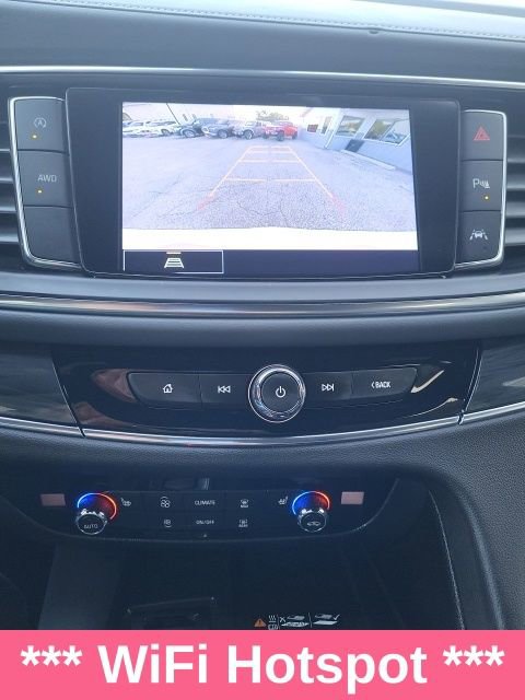 Used 2023 Buick Enclave Essence image 6