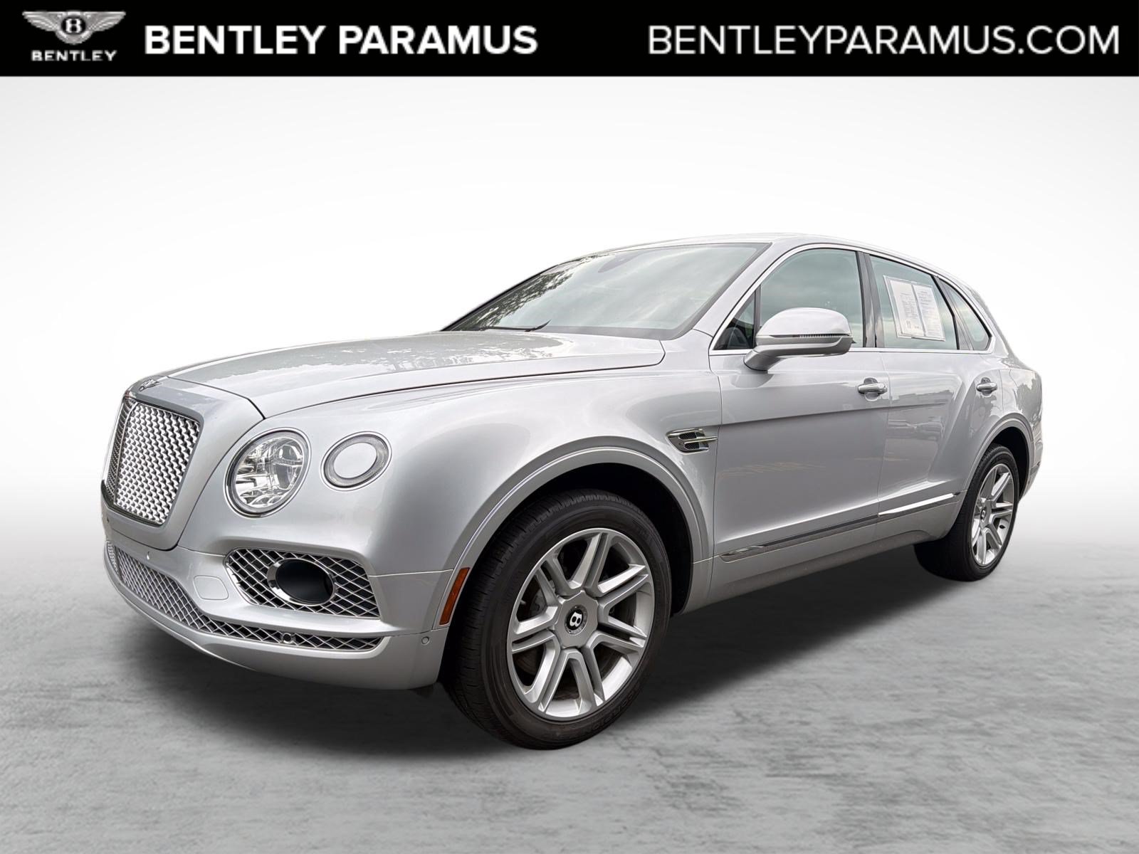 Used 2018 Bentley Bentayga AWD/4WD image 1