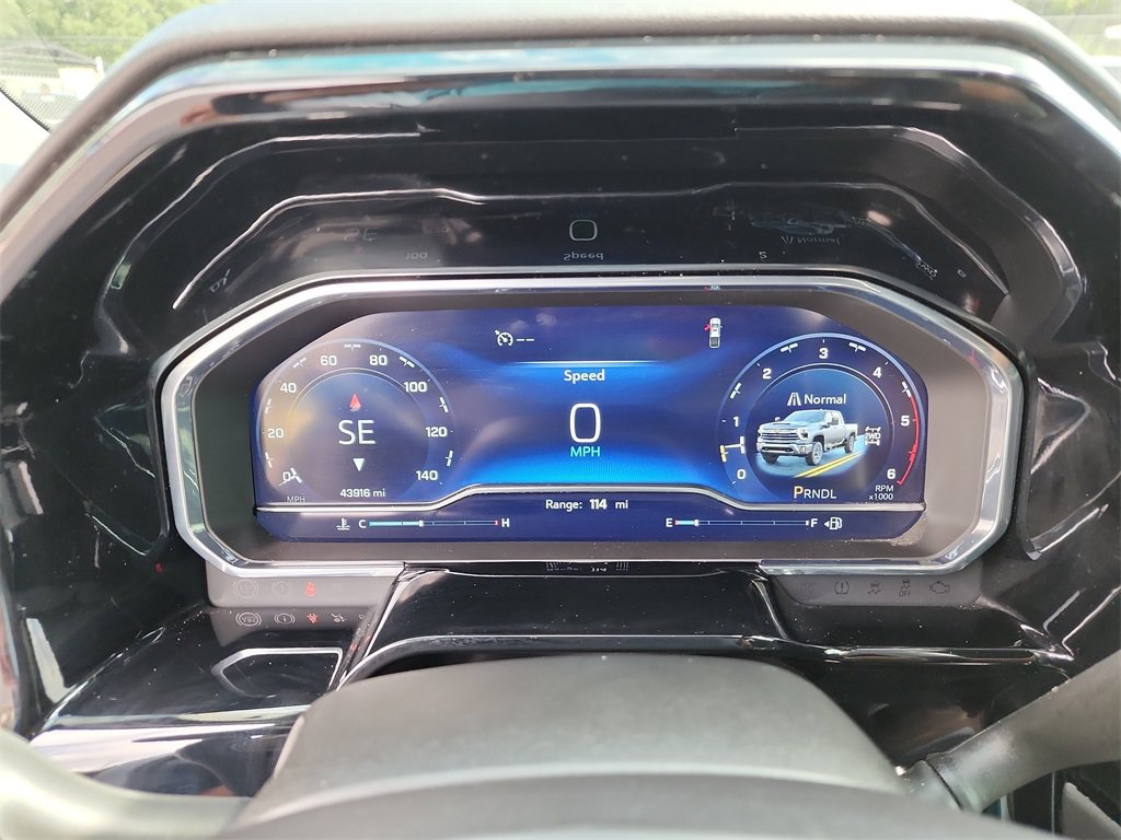 Used 2025 Chevrolet Silverado 3500 LT AWD/4WD image 30