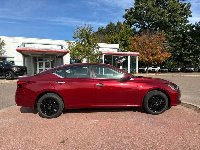 New 2025 Nissan Altima 2.5 SV w/ SV Special Edition Package image 1