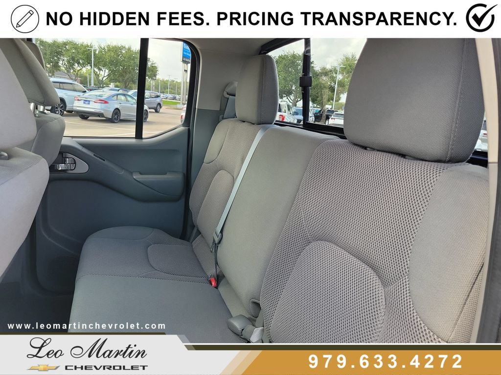 Used 2021 Nissan Frontier SV RWD image 8